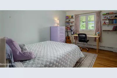 24 Rockland Dr, Pittsfield, MA 01201 - Photo 19