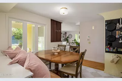 24 Rockland Dr, Pittsfield, MA 01201 - Photo 15