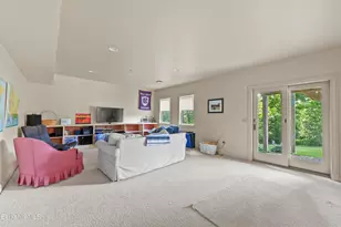 35 Meadow Ridge Dr, Pittsfield, MA 01201 - Photo 49