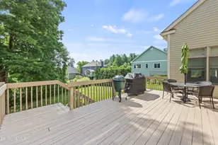 35 Meadow Ridge Dr, Pittsfield, MA 01201 - Photo 23