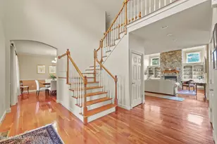 35 Meadow Ridge Dr, Pittsfield, MA 01201 - Photo 7