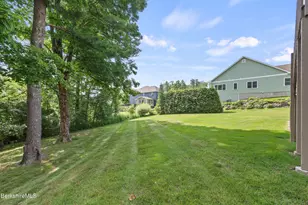 35 Meadow Ridge Dr, Pittsfield, MA 01201 - Photo 53