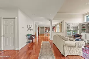 35 Meadow Ridge Dr, Pittsfield, MA 01201 - Photo 13