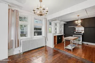 7 Lincoln St, Pittsfield, MA 01201 - Photo 5