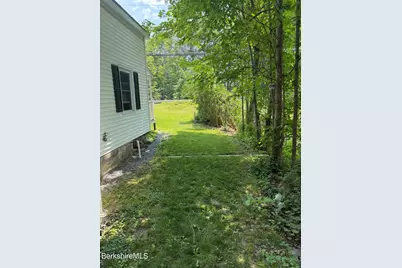33 Hancock Rd, Williamstown, MA 01267 - Photo 21