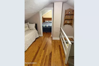 33 Hancock Rd, Williamstown, MA 01267 - Photo 15