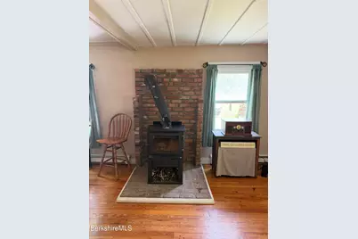 33 Hancock Rd, Williamstown, MA 01267 - Photo 5