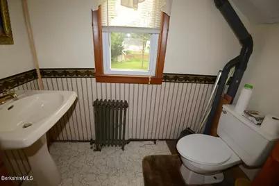 93 Pine St, Dalton, MA 01226 - Photo 27