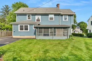 30 Lexington Pkwy, Pittsfield, MA 01201 - Photo 25