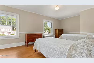 30 Lexington Pkwy, Pittsfield, MA 01201 - Photo 17
