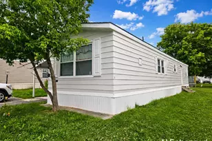 6 Navajo Dr, North Adams, MA 01247 - Photo 1