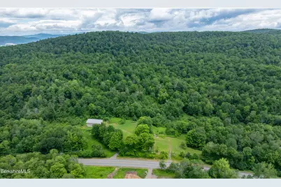 97 Main Rd, Savoy, MA 01256 - Photo 11