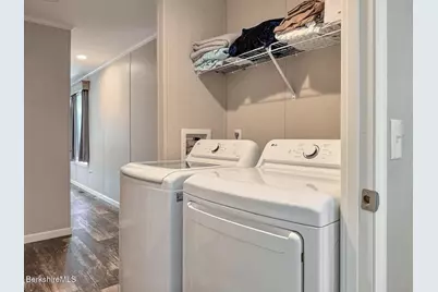 7 Third Ave, Cheshire, MA 01225 - Photo 9