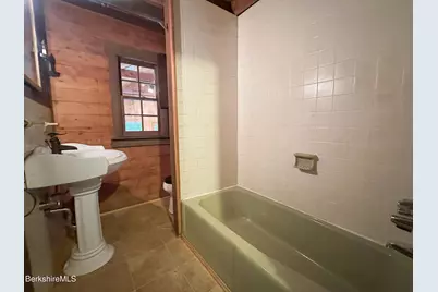 220 Antelope Dr, Lee, MA 01238 - Photo 27