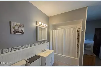 221 North St #222, Cheshire, MA 01225 - Photo 5