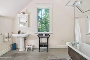 701 Rhoades & Bailey Rd, New Marlboro, MA 01230 - Photo 29