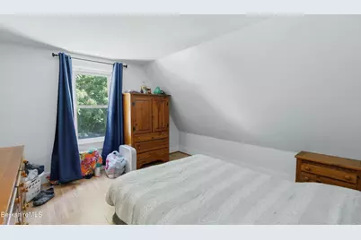 11 Burnham St, North Adams, MA 01247 - Photo 11