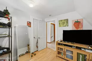 11 Burnham St, North Adams, MA 01247 - Photo 17