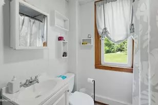 11 Burnham St, North Adams, MA 01247 - Photo 7