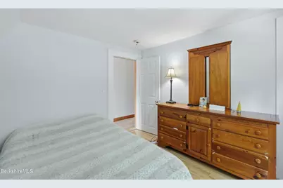 11 Burnham St, North Adams, MA 01247 - Photo 13
