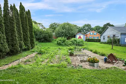 4 Water St, Adams, MA 01220 - Photo 35
