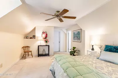38 Connecticut Ave, Pittsfield, MA 01201 - Photo 15