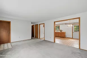 90 Brickyard Ct, North Adams, MA 01247 - Photo 7
