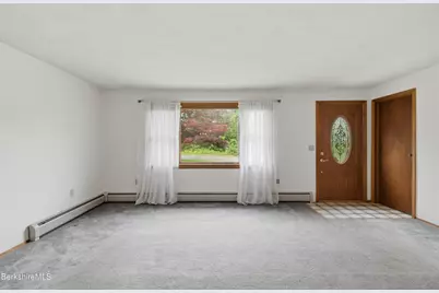 90 Brickyard Ct, North Adams, MA 01247 - Photo 5