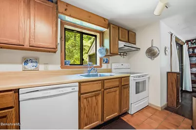 153 Town Hill Rd, Sandisfield, MA 01255 - Photo 13