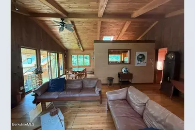 179 Sloan Rd, Williamstown, MA 01267 - Photo 15