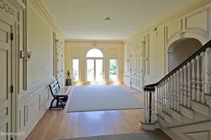 200 Old Stockbridge Rd, Stockbridge, MA 01262 - Photo 3