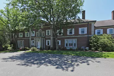 200 Old Stockbridge Rd #VA-6, Stockbridge, MA 01262 - Photo 1