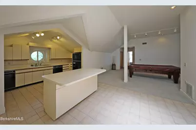 200 Old Stockbridge Rd #VA-6, Stockbridge, MA 01262 - Photo 11
