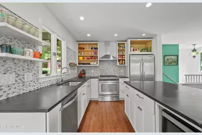 9 Abbey Hill Dr, Great Barrington, MA 01230 - Photo 15