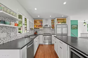 9 Abbey Hill Dr, Great Barrington, MA 01230 - Photo 15