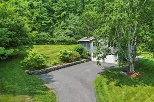 9 Abbey Hill Dr, Great Barrington, MA 01230 - Photo 3