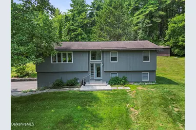 9 Abbey Hill Dr, Great Barrington, MA 01230 - Photo 1