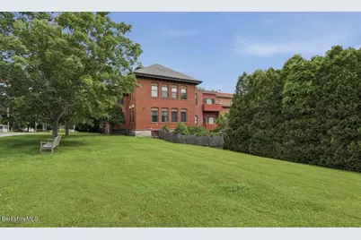 60 North St #18, Dalton, MA 01226 - Photo 3