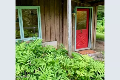 9 Forest Row, Great Barrington, MA 01230 - Photo 3