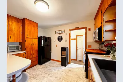 106 Gamwell Ave, Pittsfield, MA 01201 - Photo 13