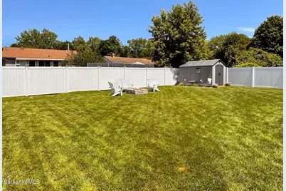 106 Gamwell Ave, Pittsfield, MA 01201 - Photo 5