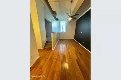 81 Dartmouth St #Unit 208, Pittsfield, MA 01201 - Photo 7