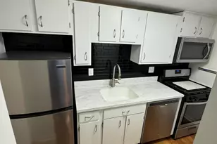 81 Dartmouth St, Pittsfield, MA 01201 - Photo 11