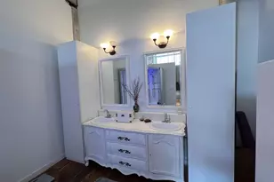 243 Union St, North Adams, MA 01247 - Photo 25