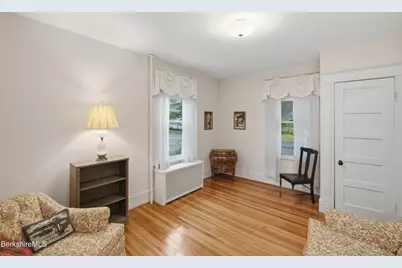 1228 East St, Pittsfield, MA 01201 - Photo 17