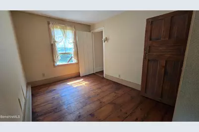 184 White Mills Rd, Chatham, NY 12037 - Photo 15