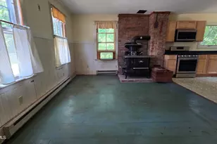 184 White Mills Rd, Chatham, NY 12037 - Photo 9