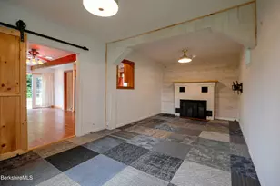 61 Sheffield St, Pittsfield, MA 01201 - Photo 17