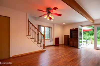 61 Sheffield St, Pittsfield, MA 01201 - Photo 11