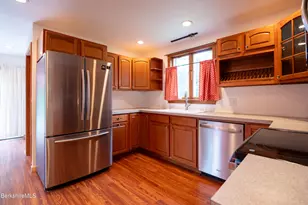 61 Sheffield St, Pittsfield, MA 01201 - Photo 7